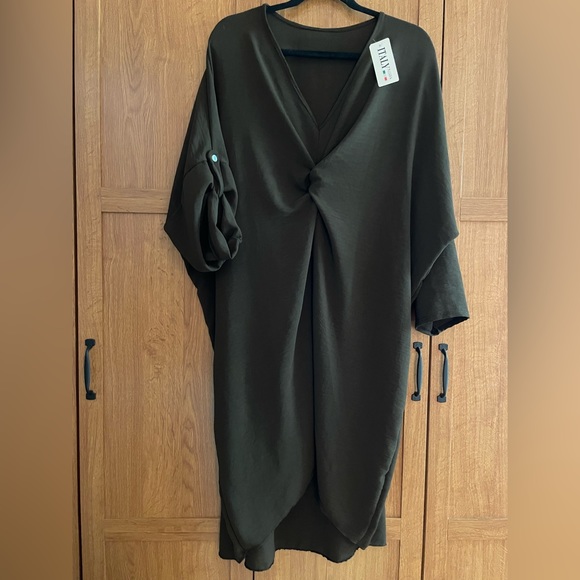Italy Moda V Neck OS Dress from France Cocoa Brown NWT - Picture 1 of 8